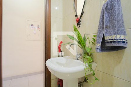 Lavabo de casa para alugar com 2 quartos, 111m² em Penha de França, São Paulo