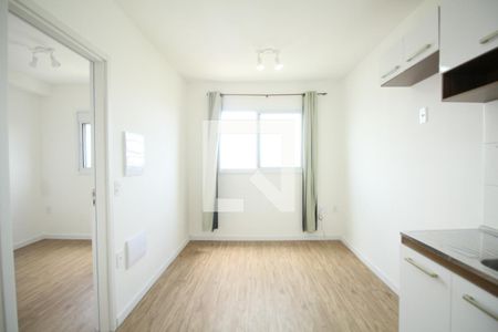 Sala/cozinha  de apartamento para alugar com 1 quarto, 27m² em Vila Andrade, São Paulo