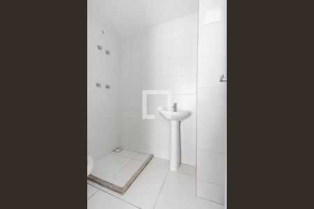 Apartamento à venda com 191m², 3 quartos e 3 vagas Apartamento à venda com 191m², 3 quartos e 3 vagasBanheiro Social