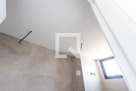 Apartamento à venda com 191m², 3 quartos e 3 vagas Apartamento à venda com 191m², 3 quartos e 3 vagasBanheiro Quarto 1