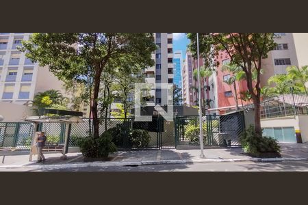 Apartamento à venda com 42m², 1 quarto e 1 vagaFachada