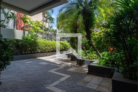 Apartamento à venda com 42m², 1 quarto e 1 vagaÁrea comum - Entrada do Edifício