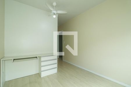 Quarto de apartamento à venda com 2 quartos, 70m² em Vila Ipiranga, Porto Alegre