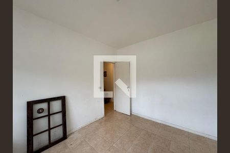 Casa de condomínio à venda com 180m², 3 quartos e 1 vagaQuarto 1