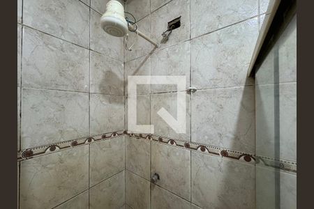 Casa de condomínio à venda com 180m², 3 quartos e 1 vagaSuíte - Banheiro