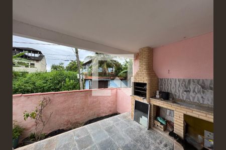 Casa de condomínio à venda com 180m², 3 quartos e 1 vagaÁrea externa