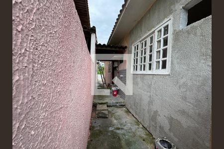 Casa de condomínio à venda com 180m², 3 quartos e 1 vagaÁrea de Serviço