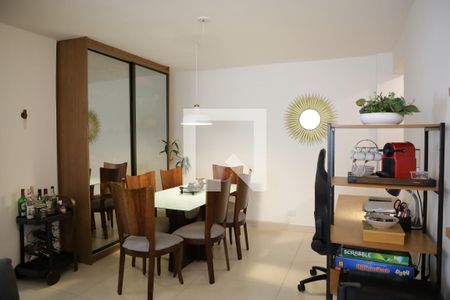 Sala de apartamento para alugar com 1 quarto, 53m² em Setor Bueno, Goiânia
