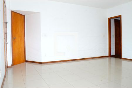 Sala de apartamento à venda com 3 quartos, 110m² em Cidade Nova, Belo Horizonte