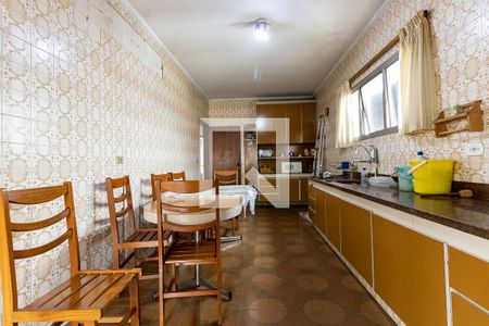 Casa à venda com 400m², 2 quartos e 3 vagasCozinha