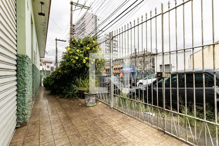 Casa à venda com 400m², 2 quartos e 3 vagasEntrada