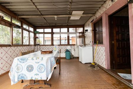 Casa à venda com 400m², 2 quartos e 3 vagasVaranda