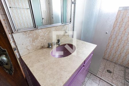 Casa à venda com 400m², 2 quartos e 3 vagasBanheiro