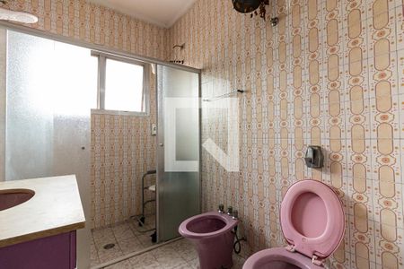 Casa à venda com 400m², 2 quartos e 3 vagasBanheiro