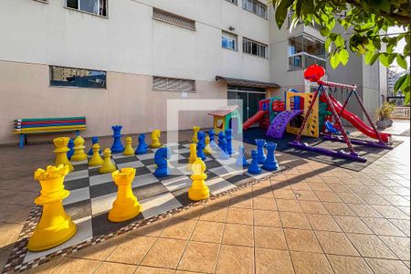 Apartamento à venda com 100m², 3 quartos e 2 vagasÁrea comum - Playground