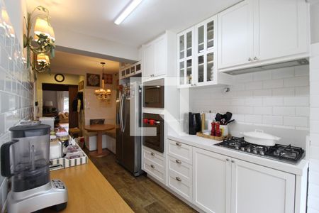 Apartamento à venda com 150m², 3 quartos e 2 vagasCozinha