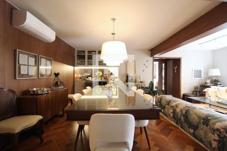 Apartamento à venda com 150m², 3 quartos e 2 vagasSala