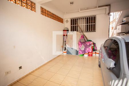 Casa à venda com 208m², 5 quartos e 2 vagas Casa à venda com 208m², 5 quartos e 2 vagasGARAGEM