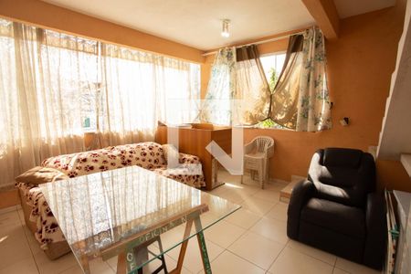 Casa à venda com 208m², 5 quartos e 2 vagas Casa à venda com 208m², 5 quartos e 2 vagasÁREA GOURMET