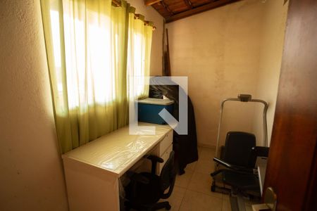 Casa à venda com 208m², 5 quartos e 2 vagas Casa à venda com 208m², 5 quartos e 2 vagasQuarto de Serviço