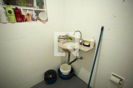 Casa à venda com 208m², 5 quartos e 2 vagas Casa à venda com 208m², 5 quartos e 2 vagasCASA DE ALUGUEL 1