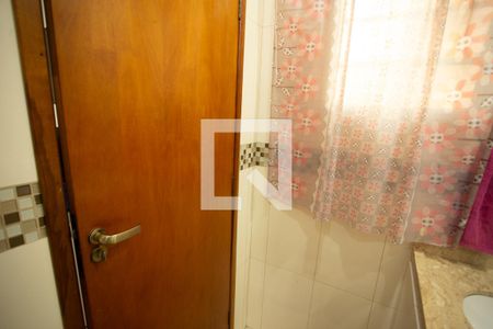 Casa à venda com 208m², 5 quartos e 2 vagas Casa à venda com 208m², 5 quartos e 2 vagasBANHEIRO QUARTO 2