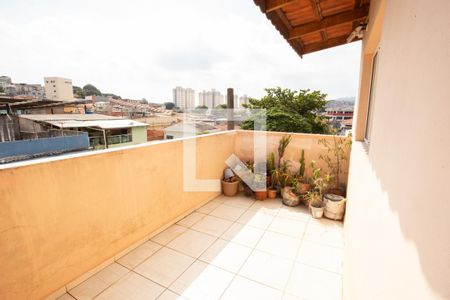Casa à venda com 208m², 5 quartos e 2 vagas Casa à venda com 208m², 5 quartos e 2 vagasVARANDA