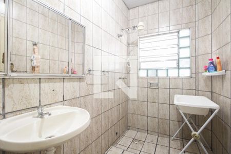 Casa à venda com 156m², 4 quartos e 2 vagasBanheiro