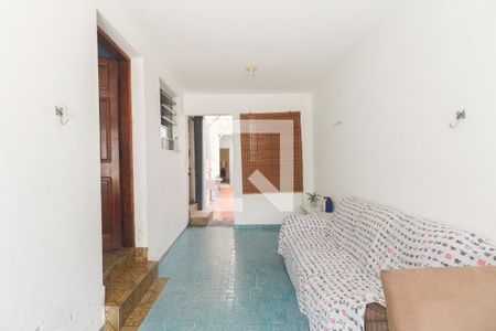 Casa à venda com 156m², 4 quartos e 2 vagasQuintal