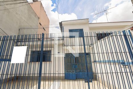 Casa à venda com 156m², 4 quartos e 2 vagasFachada