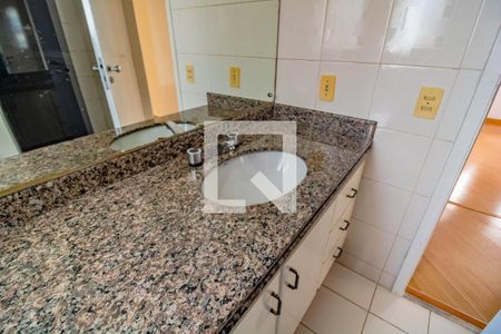 Apartamento para alugar com 95m², 3 quartos e 2 vagas Apartamento para alugar com 95m², 3 quartos e 2 vagasBanheiro 2