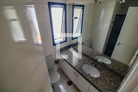 Apartamento para alugar com 95m², 3 quartos e 2 vagas Apartamento para alugar com 95m², 3 quartos e 2 vagasBanheiro 2