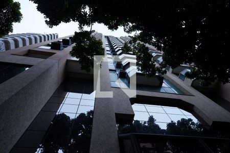 Apartamento à venda com 48m², 1 quarto e 1 vagaFachada