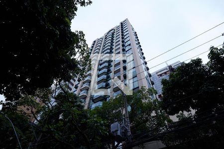 Apartamento à venda com 48m², 1 quarto e 1 vagaFachada