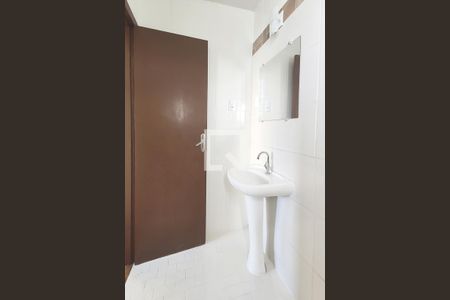 Apartamento para alugar com 62m², 2 quartos e sem vagaBanheiro