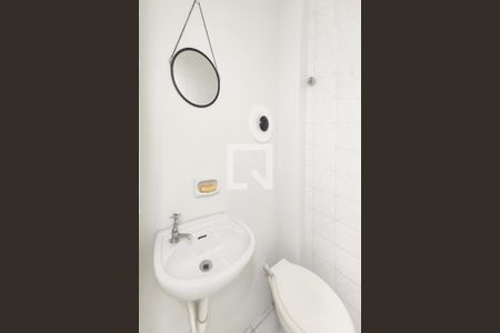 Apartamento para alugar com 62m², 2 quartos e sem vagaBanheiro de Serviço