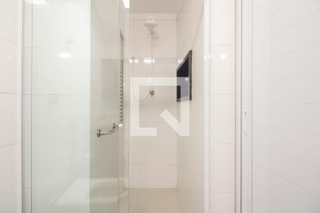 Apartamento para alugar com 74m², 2 quartos e 1 vaga Apartamento para alugar com 74m², 2 quartos e 1 vagaBanheiro