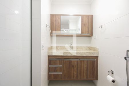 Apartamento para alugar com 74m², 2 quartos e 1 vaga Apartamento para alugar com 74m², 2 quartos e 1 vagaBanheiro