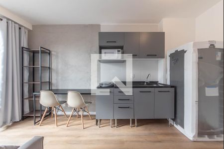 Sala - Cozinha Integrada de apartamento para alugar com 1 quarto, 26m² em Campo Belo, São Paulo