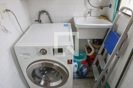 Apartamento à venda com 62m², 2 quartos e 1 vagaCozinha e Área de Serviço