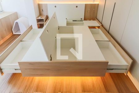 Studio à venda com 24m², 1 quarto e 1 vaga Studio à venda com 24m², 1 quarto e 1 vagaStudio - Quarto e Cozinha