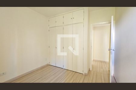 Apartamento à venda com 100m², 3 quartos e 2 vagas Apartamento à venda com 100m², 3 quartos e 2 vagasQuarto 2