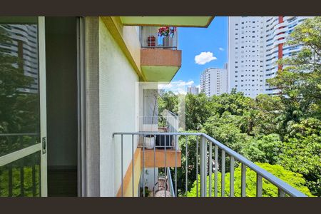 Varanda de apartamento à venda com 3 quartos, 100m² em Vila Sofia, São Paulo