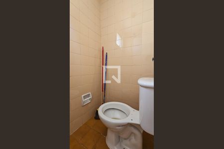 Apartamento à venda com 100m², 3 quartos e 2 vagas Apartamento à venda com 100m², 3 quartos e 2 vagasBanheiro 1