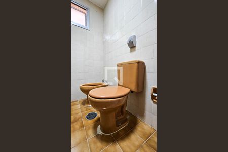 Apartamento à venda com 100m², 3 quartos e 2 vagas Apartamento à venda com 100m², 3 quartos e 2 vagasBanheiro 2