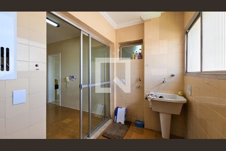 Apartamento à venda com 100m², 3 quartos e 2 vagas Apartamento à venda com 100m², 3 quartos e 2 vagasÁrea de Serviço