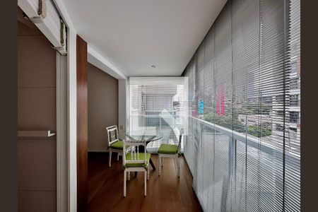 Sacada de apartamento à venda com 1 quarto, 49m² em Vila Gertrudes, São Paulo