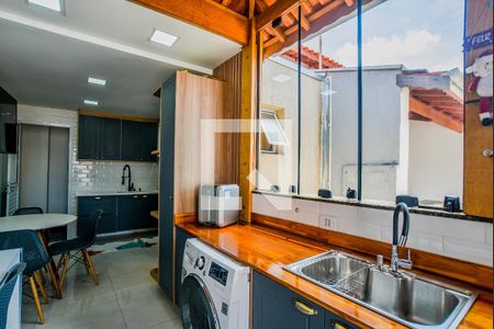 Apartamento para alugar com 100m², 2 quartos e 1 vagaÁrea de Serviço