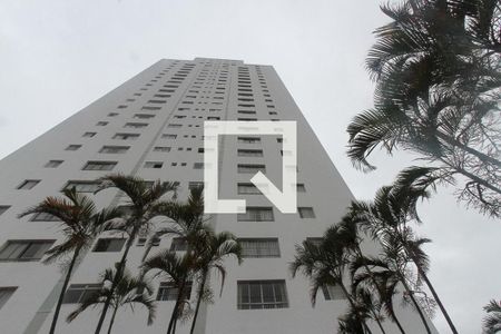 Apartamento à venda com 180m², 3 quartos e 4 vagasFachada e portaria