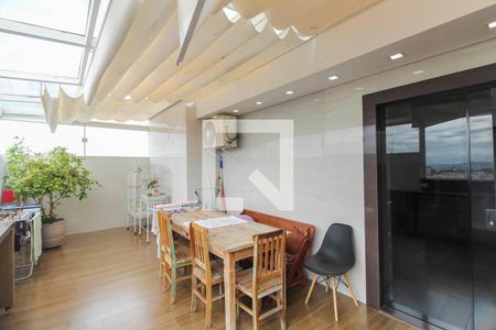 Apartamento à venda com 180m², 3 quartos e 4 vagasÁrea gourmet